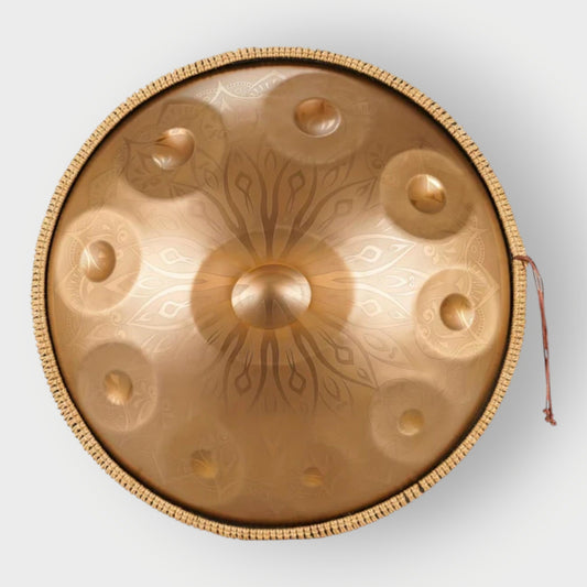 Handpan 10 notes Kurd en ré mineur 440 Hz Essence